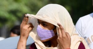 हम सभी धूप में घूमते हैं फिर कुछ लोगों की ही धूप में जाने के कारण अचानक मृत्यु क्यों हो जाती है ? लू को समझे