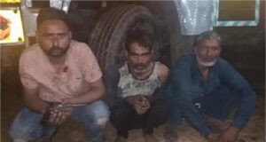 केएमपी पर गौ तस्करों ने की ताबड़तोड़ फायरिंग