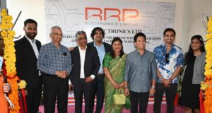 मैं सेमीकंडक्टर्स में आरआरपी इलेक्ट्रॉनिक्स के प्रवेश से उत्साहित हूं-सचिन तेंदुलकर