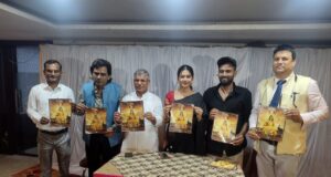 5 अप्रैल को रिलीज होगी मेरी मां कर्मा, 25 साल की सिनेमैटोग्राफर ने शूट की फिल्म; सतलज इंदौरी ने लिखे फिल्म के गाने