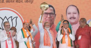 PM Modi in Jaunpur -अब गरीब के बच्चे भी आईएएस और डॉक्टर बनेंगे।