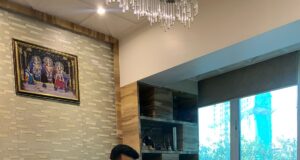 कॉर्डिस क्रिटी केयर हॉस्पिटल के डॉक्टर रघुवीर सिंह देवरा ने किया ताराचंद जैन का उपचार