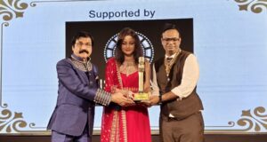 एक्ट्रेस स्नेहा उल्लाल के हाथों हिंदुस्तान रत्न अवार्ड से सम्मानित हुए बिजनेसमैन डॉ निकेश जैन माधानी