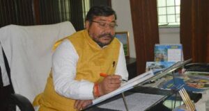 सड़कों पर विचरण कर रहे गौवंश को गौसदनों में दिलाए शरण