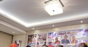 विशिष्ट अतिथियों को सुभारती अवार्ड वितरित