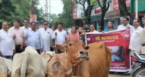 छत्तीसगढ़ में कांग्रेस ने गौ सत्याग्रह को लेकर बोला हल्ला