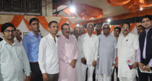 राजस्थान के शिक्षामंत्री मदन दिलावर के सत्कार समारोह में राज के पुरोहित, गोपाल शेट्टी, डॉ श्याम अग्रवाल और पुरुषोत्तम केजरीवाल की उपस्थिति