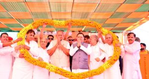 ये चुनाव धर्म और अधर्मियों के बीच का है-मुख्यमंत्री धामी।