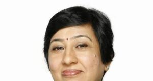 महायुति में भी मुंबई की सीटो को लेकर पेंच फ़सा क्या कटेगा भारती लवेकर का टिकट