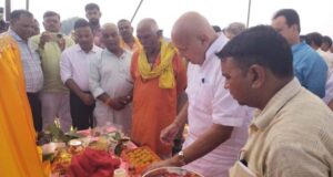 बृहद गौ संरक्षण केंद्र अंजरौली का प्रभारी मंत्री ने किया भूमि पूजन