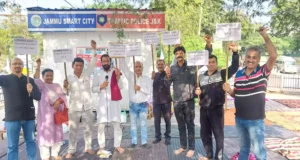 गाय माता को राष्ट्र माता का दर्जा दिलाने की मांग हुई तेज