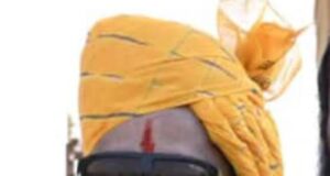 उद्योगपति व समाजसेवी हुकूम उदय प्रताप सिंह ने लड्डू बांटकर मनाई जीत की खुशी