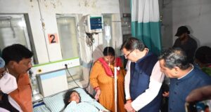 अल्मोड़ा के मार्चुला के पास भीषण बस दुर्घटना पर मुख्यमंत्री ने जताया दुख..हालचाल जानने पंहुचे अस्पताल