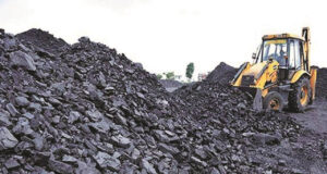 रॉयल्टी के मुद्दे पर गरमाती झारखंड की राजनीति*