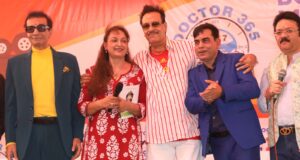 बॉलीवुड महा आरोग्य शिविर में सिनेकर्मियों के परिवारों को मिला स्वास्थ्य संबंधी लाभ