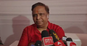 उद्धव ठाकरे के लोग रोज छोड़ कर जा रहे – आशीष शेलार