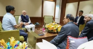 सऊदी दौरा छोड़ दिल्ली लौटे PM मोदी, एयरपोर्ट पर ही NSA डोभाल-जयशंकर के साथ की मीटिंग