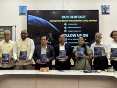 ब्रह्मांड वैज्ञानिक बलदेवकृष्ण शर्मा लिखित पुस्तक “नेचुरल यूनिवर्स एक्सपैंशन” का विमोचन मुंबई में संपन्न