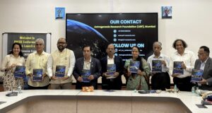 ब्रह्मांड वैज्ञानिक बलदेवकृष्ण शर्मा लिखित पुस्तक “नेचुरल यूनिवर्स एक्सपैंशन” का विमोचन मुंबई में संपन्न