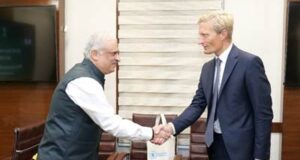 श्री कार्ल स्काउ ने आज सचिव डॉ. देवेश चतुर्वेदी से की मुलाकात