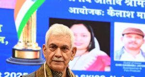 मनोज सिन्हा के साथ “भयमुक्त कश्मीर” कार्यक्रम कर कैलाश मासूम ने रचा इतिहास