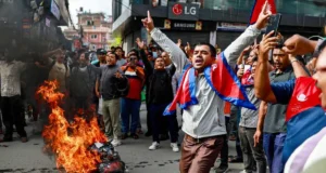 दृष्टिकोण पड़ोस की आँच पर अराजकता के सपने