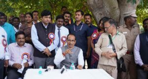 शिवराज सिंह चौहान ने किया वेल्लोर कृषि विज्ञान केंद्र का दौरा